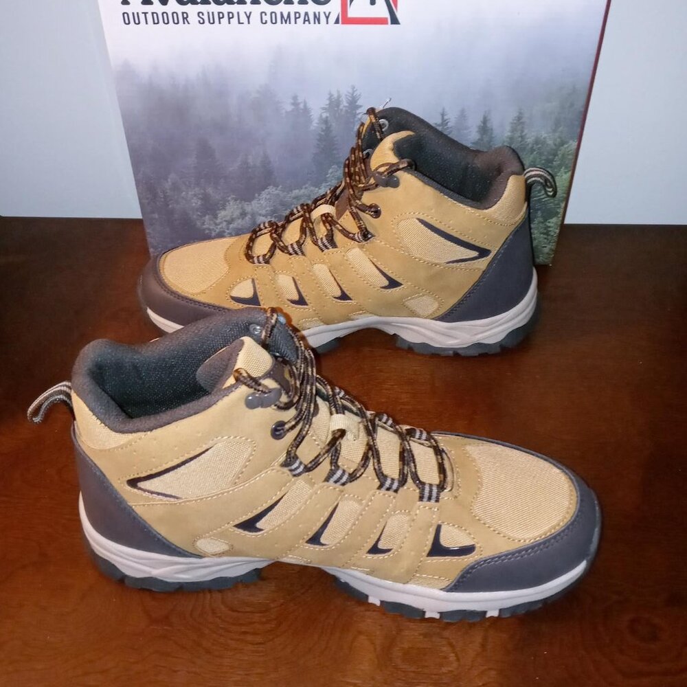 Avalanche Gear Camel/Brown Hiking Boots - Picture 5 of 9